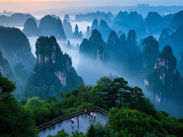 張家界旅游淡季攻略：超值體驗(yàn)，性價(jià)比超高！